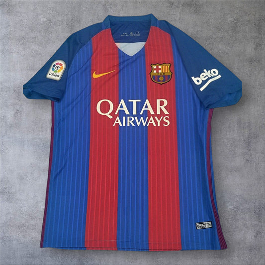 Suarez 9 Barcelona Home 2016/17 La Liga retro football shirt