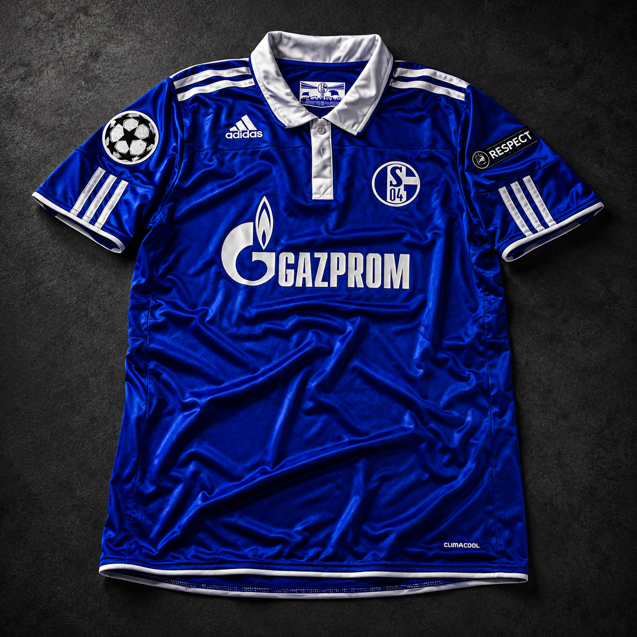 Huntelaar 25 - Schalke Home 10/11 Champions League