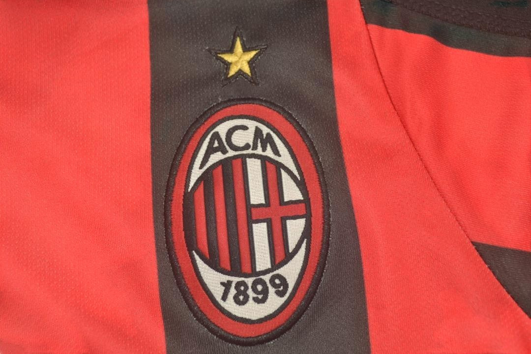 Kaká 22 - Milan Home 2003/04 Champions League