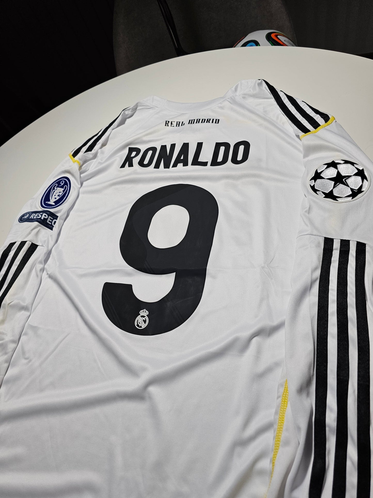 Ronaldo 9 - Real Madrid 2009/2010 Home Champions League