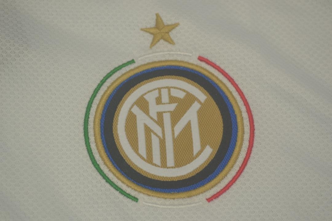 Sneijder 10 - Inter Away 2009/10 Serie A