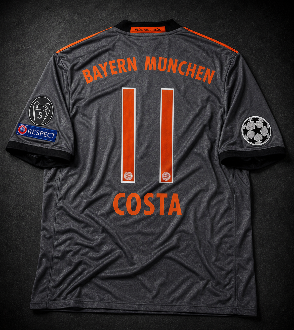 Douglas Costa 11 - Bayern Away 2016/17 Champions League