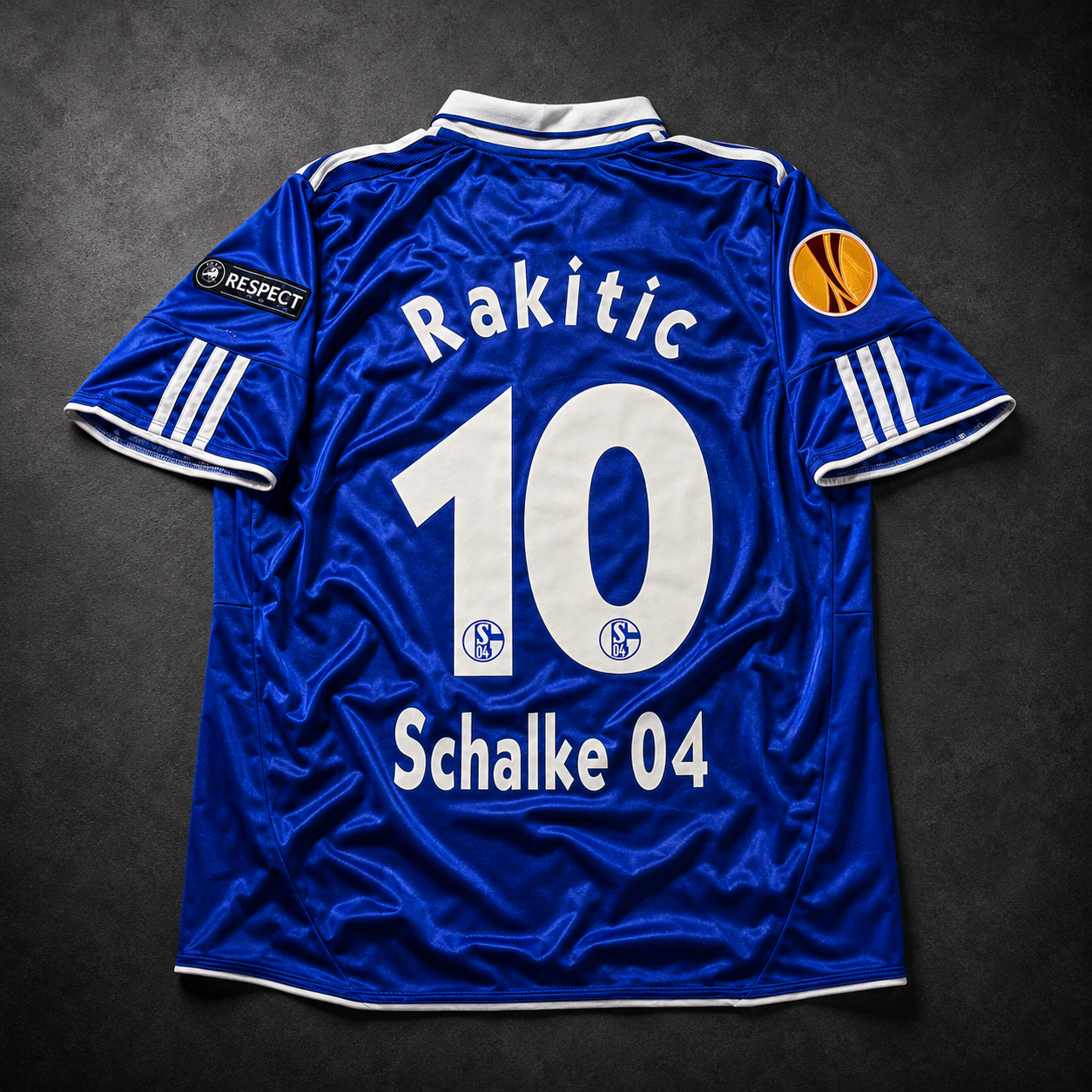 Rakitic 10 - Schalke Home 10/11 Europa League