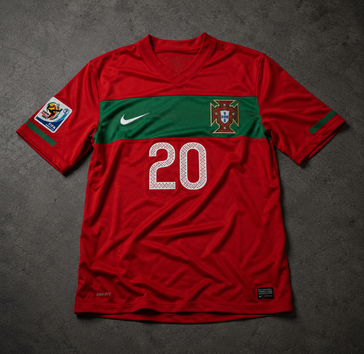 Deco 20 - Portugal Home 2010 World Cup