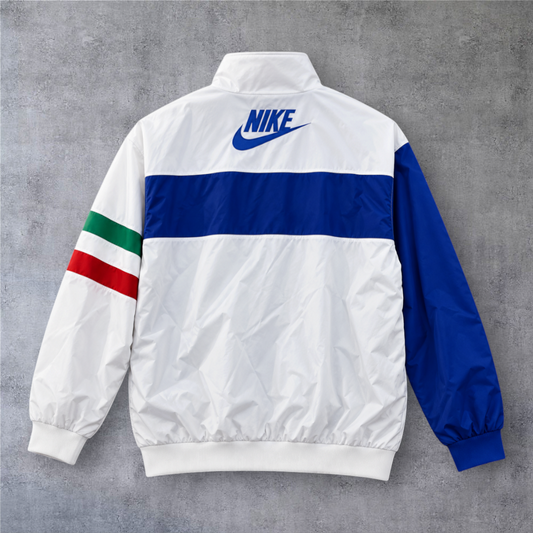 Casaco vintage A minha loja da Itália 1996, branco com detalhes em azul, verde e vermelho e logótipo Nike nas costas