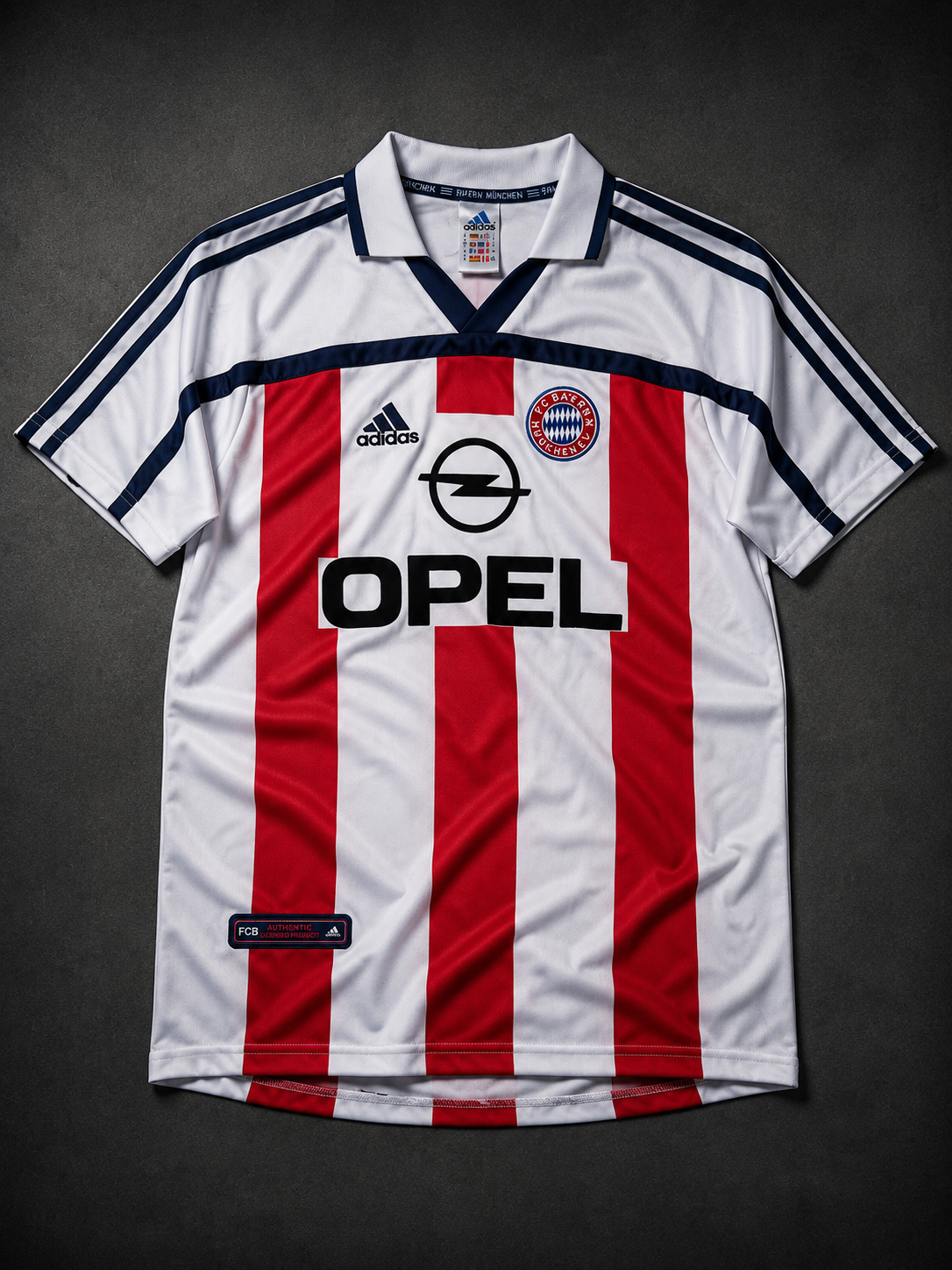 Lizarazu 3 - Bayern 1998 Away