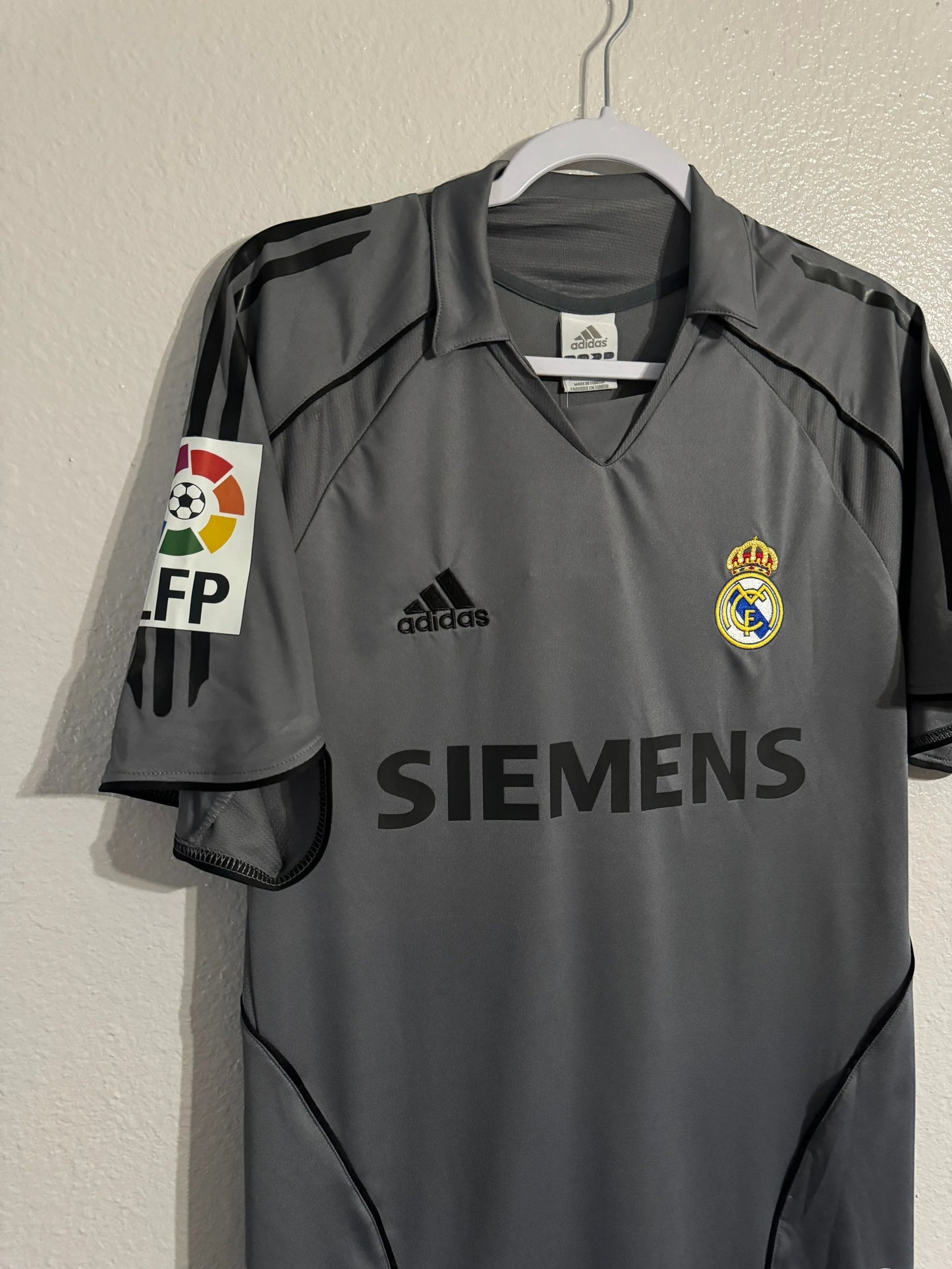 Zidane 5 - Real Madrid Away 2005/06 La Liga