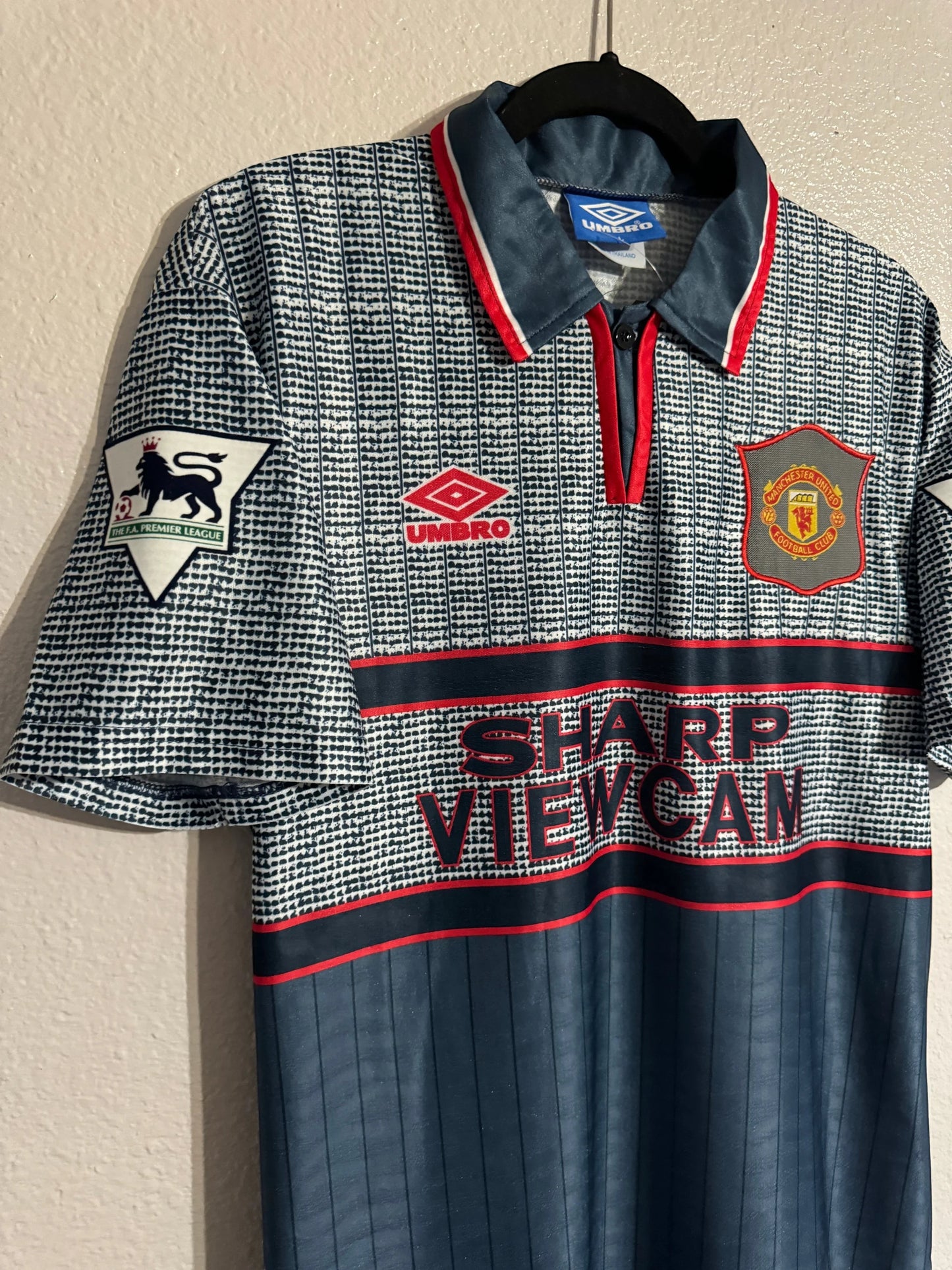 Cantona 7 - Manchester United Away 1995/96 Premier League