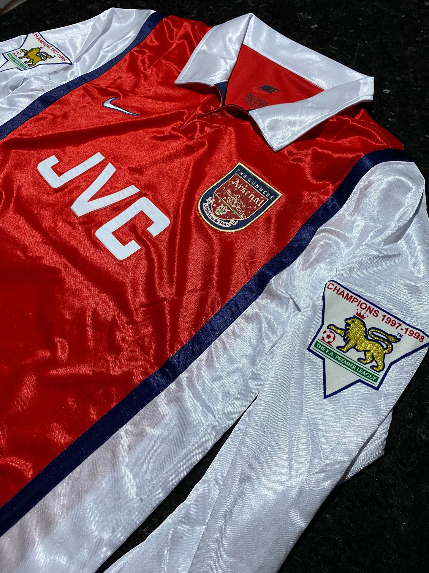 Bergkamp 10 Arsenal 1998/99 Premier League