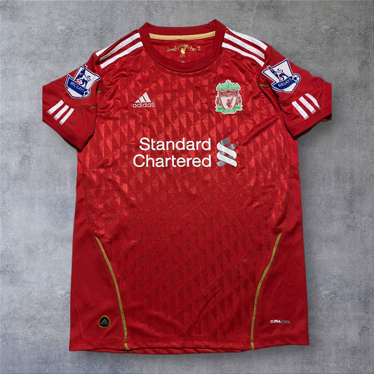 Suarez 7 Liverpool 2010/11 Premier League retro football shirt
