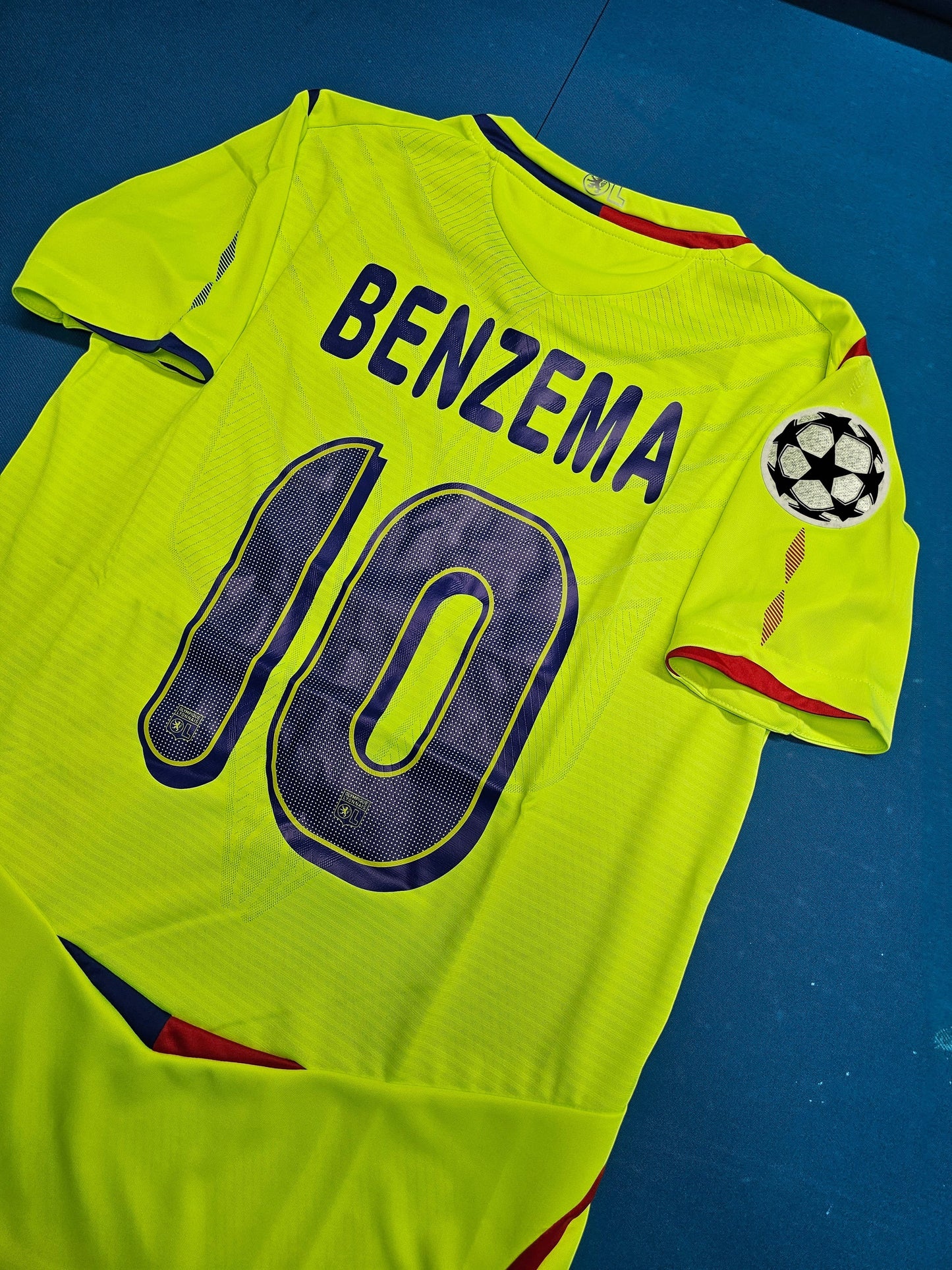 Benzema 10 - Lyon 2008/09 Champions League
