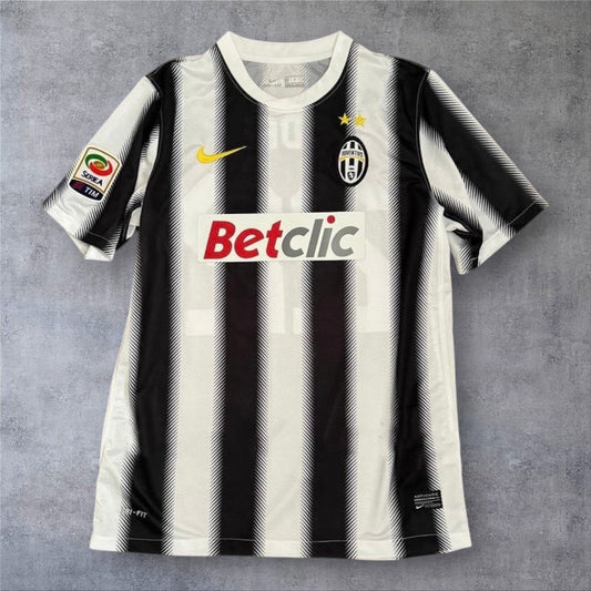 Vidal 23 Juventus 2011/12 Serie A retro football shirt