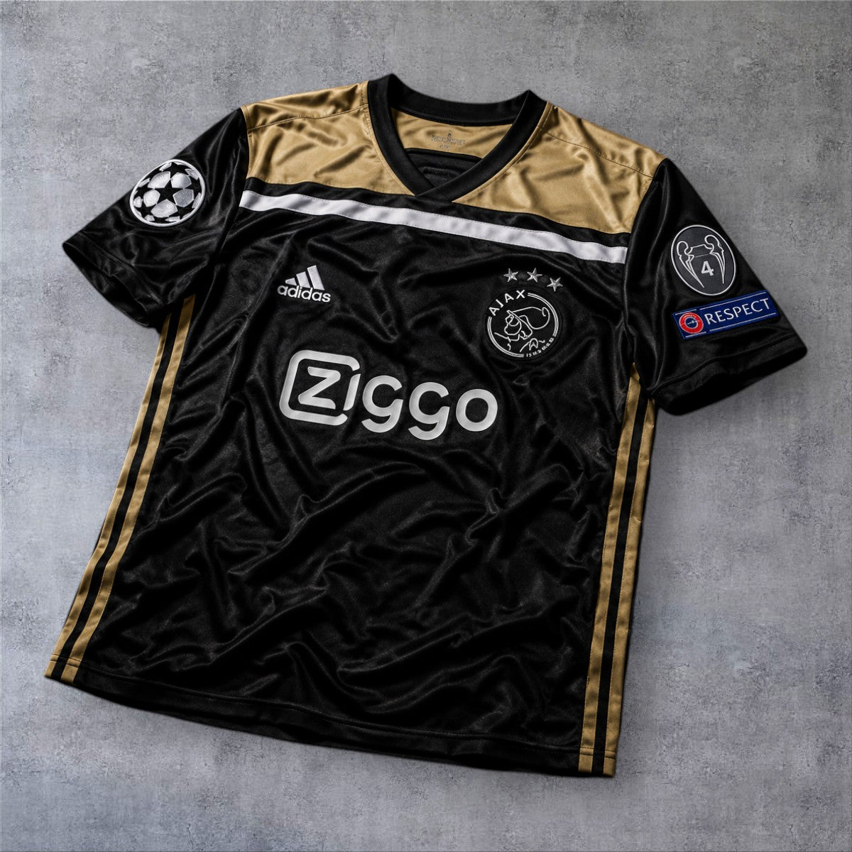 Camisola de futebol A minha loja Ajax 18/19 Champions League preta e dourada com emblemas oficiais