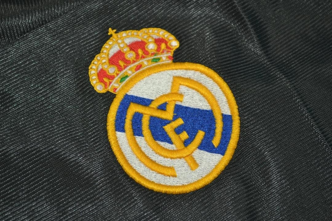 Roberto Carlos 3 - Real Madrid Away 1999/00 Champions League