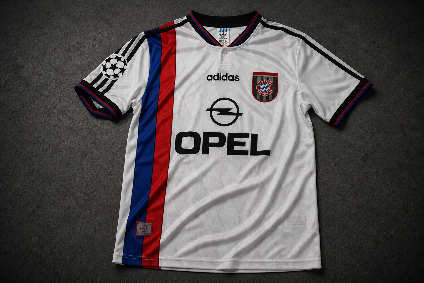 Matthaus 10 - Bayern 1995/96 Away Champions League