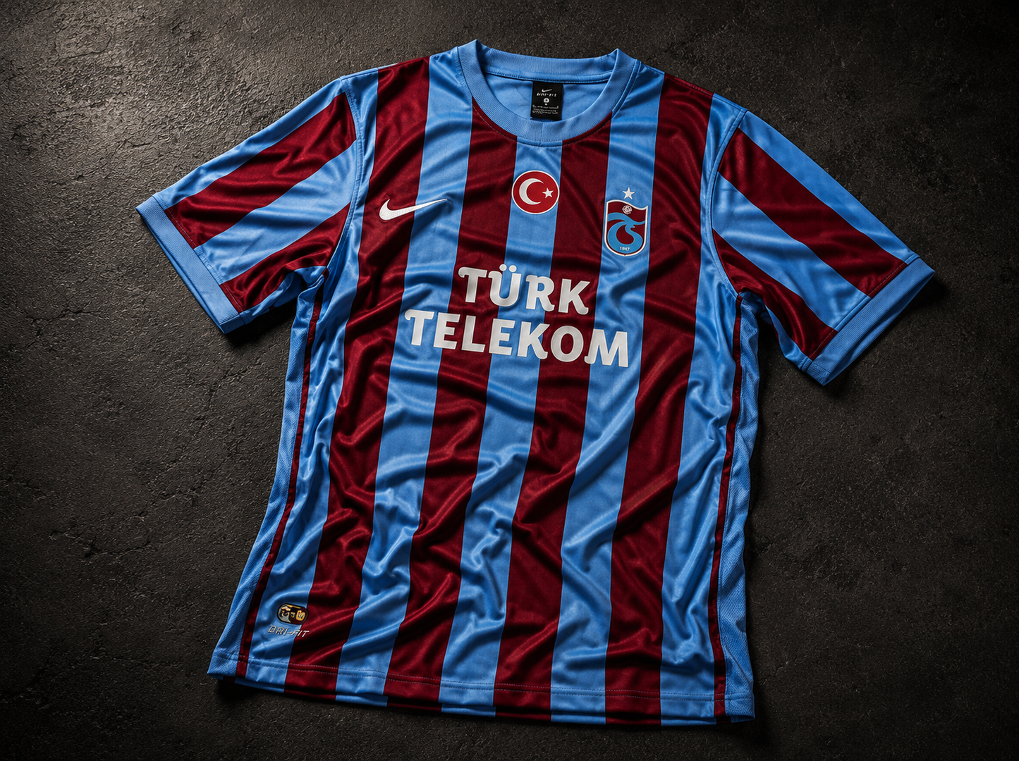 Burak Yilmaz 17 - Trabzonspor Home 2010/11