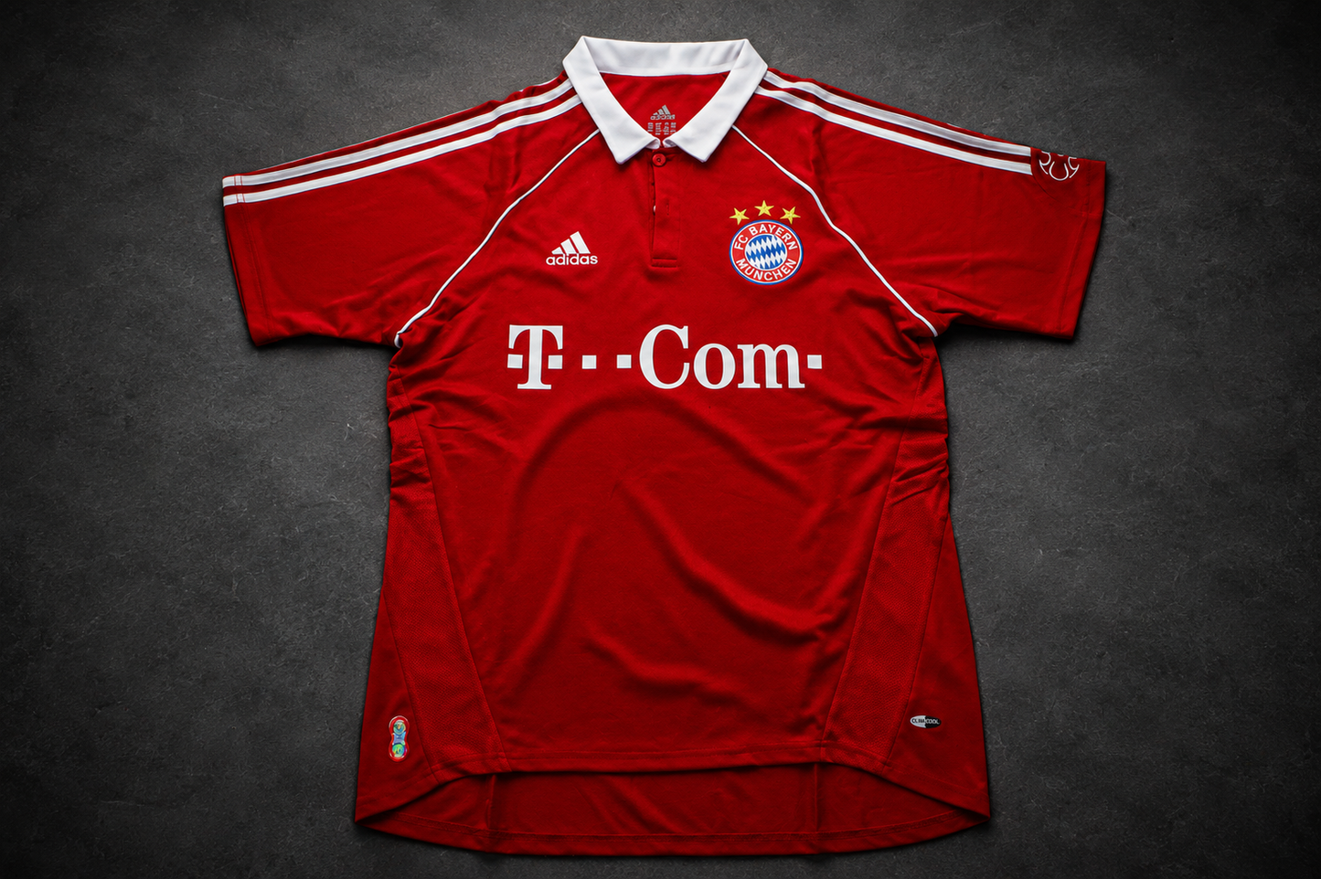 Podolski 11 - Bayern Home 2006/07