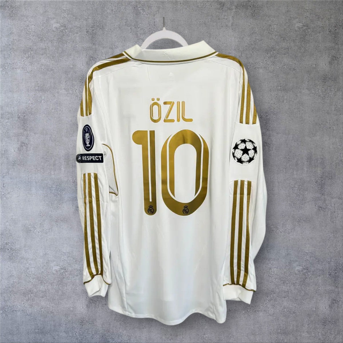 Özil 10 - Real Madrid 2011/2012 Home Champions League