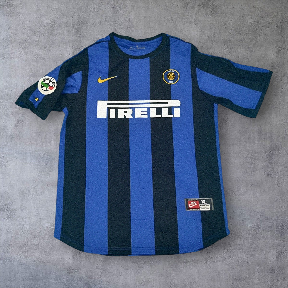 Ronaldo 9 - Inter Home 1999/00 Serie A