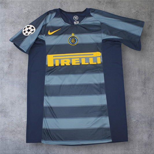 Adriano 10 Inter Third Kit 2004/05 Champions League