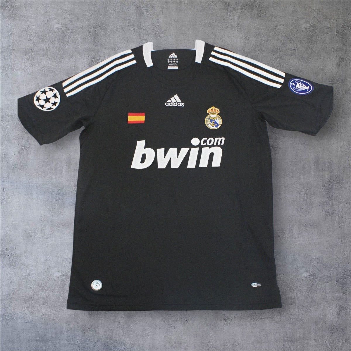 Sneijder 10 - Real Madrid 2008/09 Away Champions League