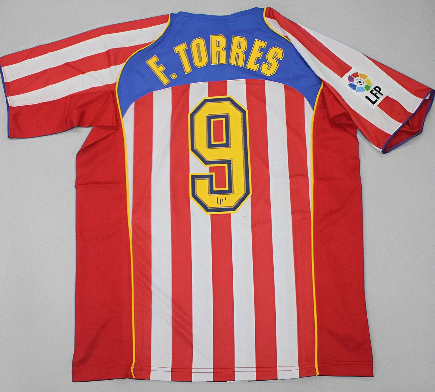 Torres 9 - Atlético Madrid Home 2004/05 La Liga