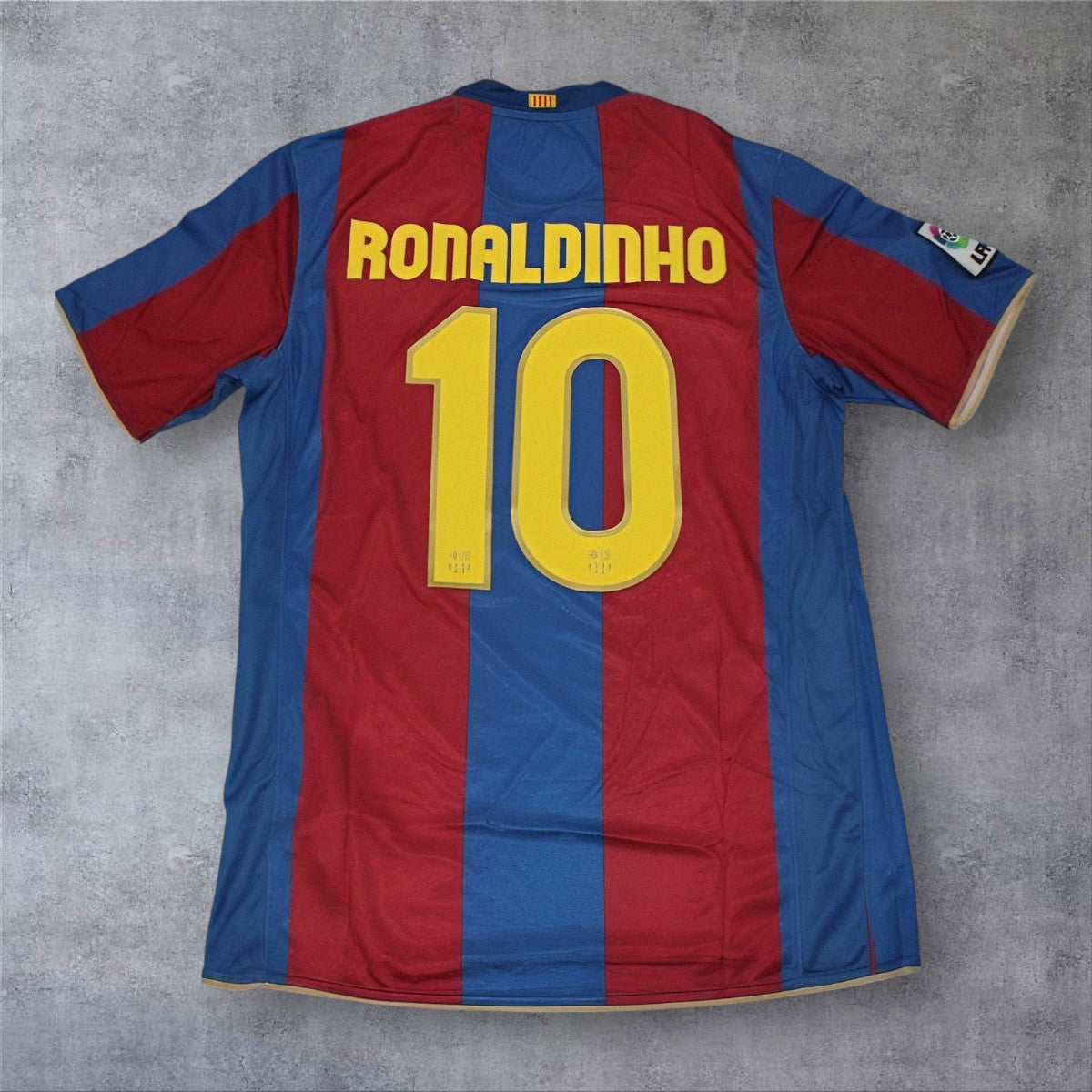 Ronaldinho 10 - Barcelona Home 2007/08 La Liga