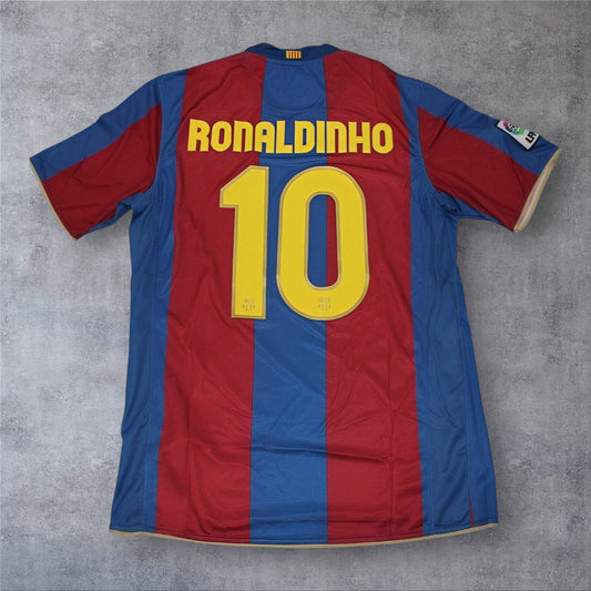 Ronaldinho 10 - Barcelona Home 2007/08 La Liga