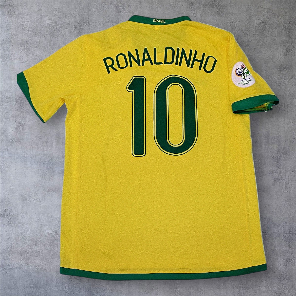 Ronaldinho 10 - Brazil Home 2006 World Cup