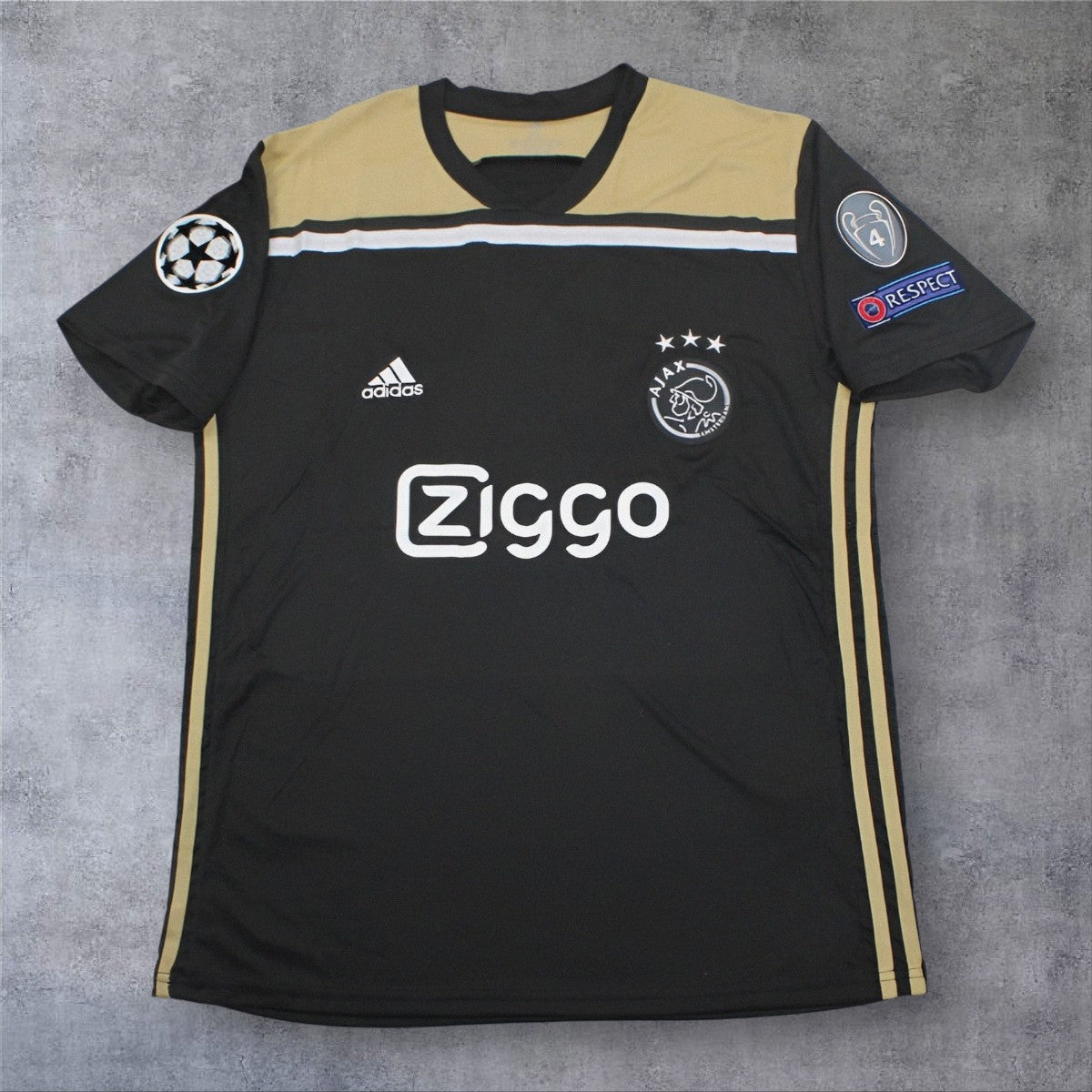 De Jong 21 - Ajax 18/19 Champions League
