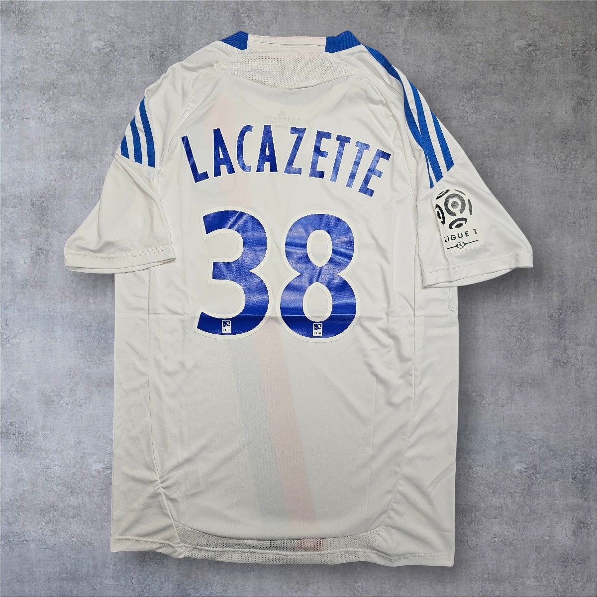 Lacazette 38 - Lyon Home 2011/12 Ligue 1