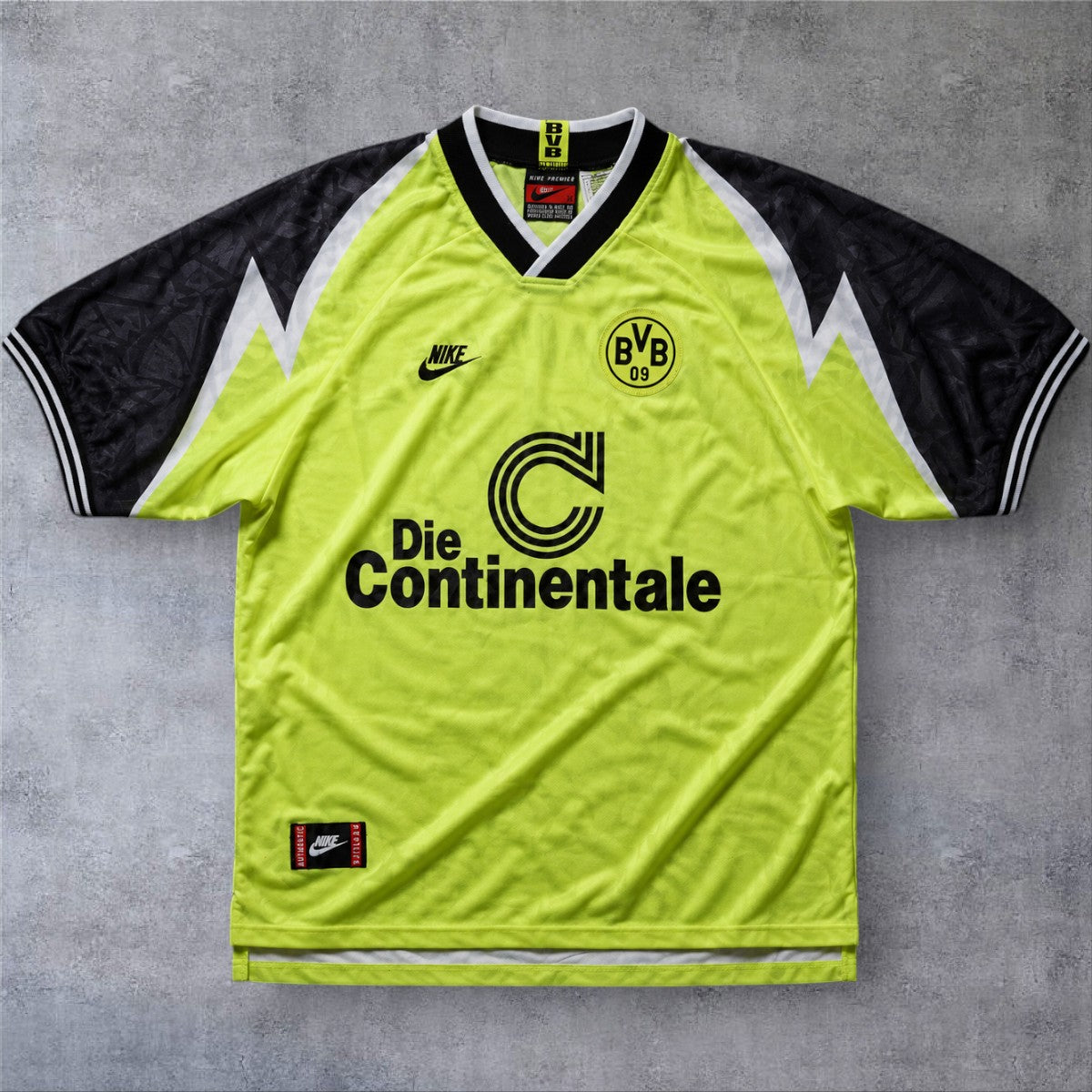 Ricken 18 Borussia Dortmund Home 1995/96 retro football shirt
