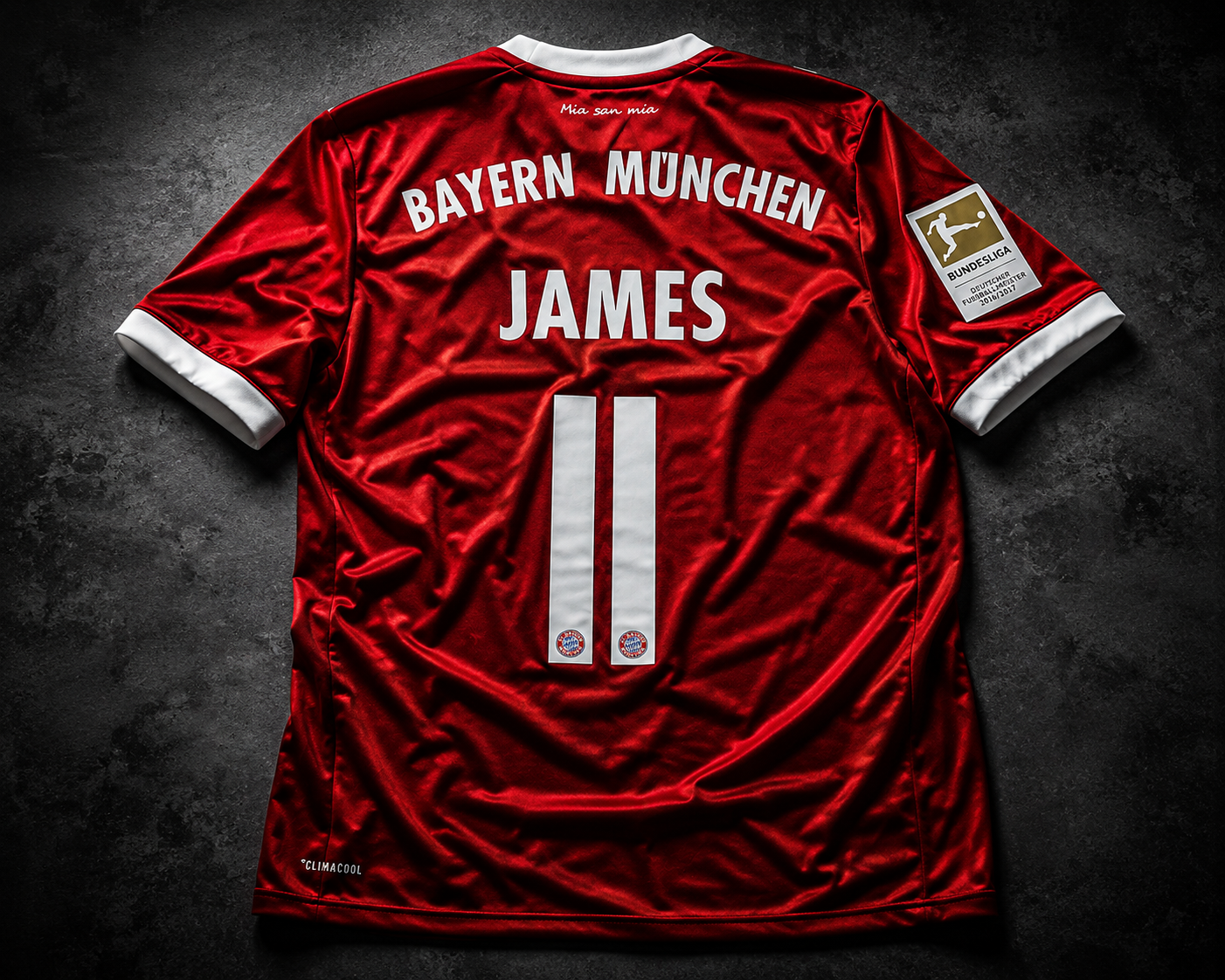 James 11 - Bayern Home 2017/18 Bundesliga