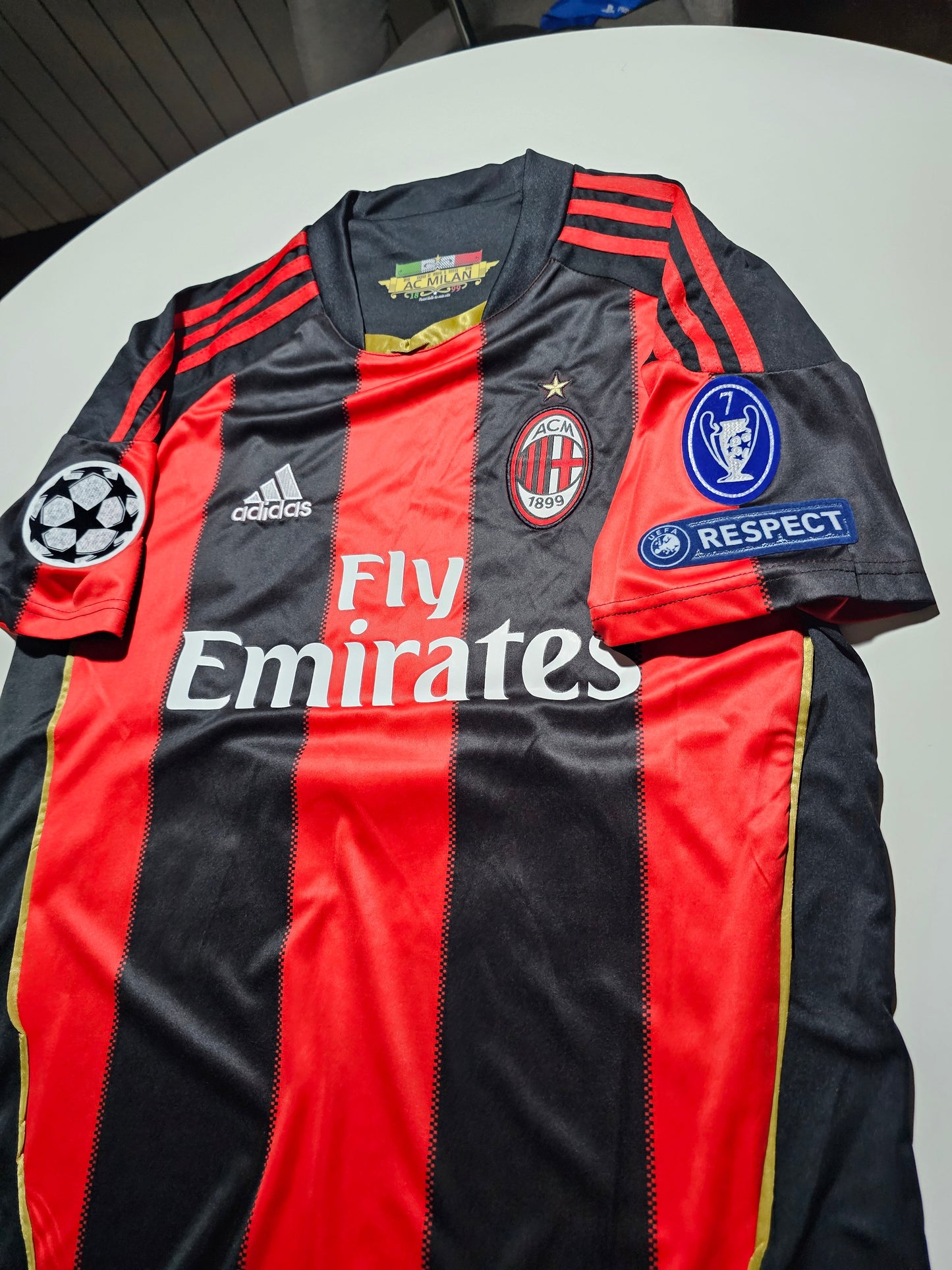 Ronaldinho 10 2010/2011 Home Champions League retro football shirt