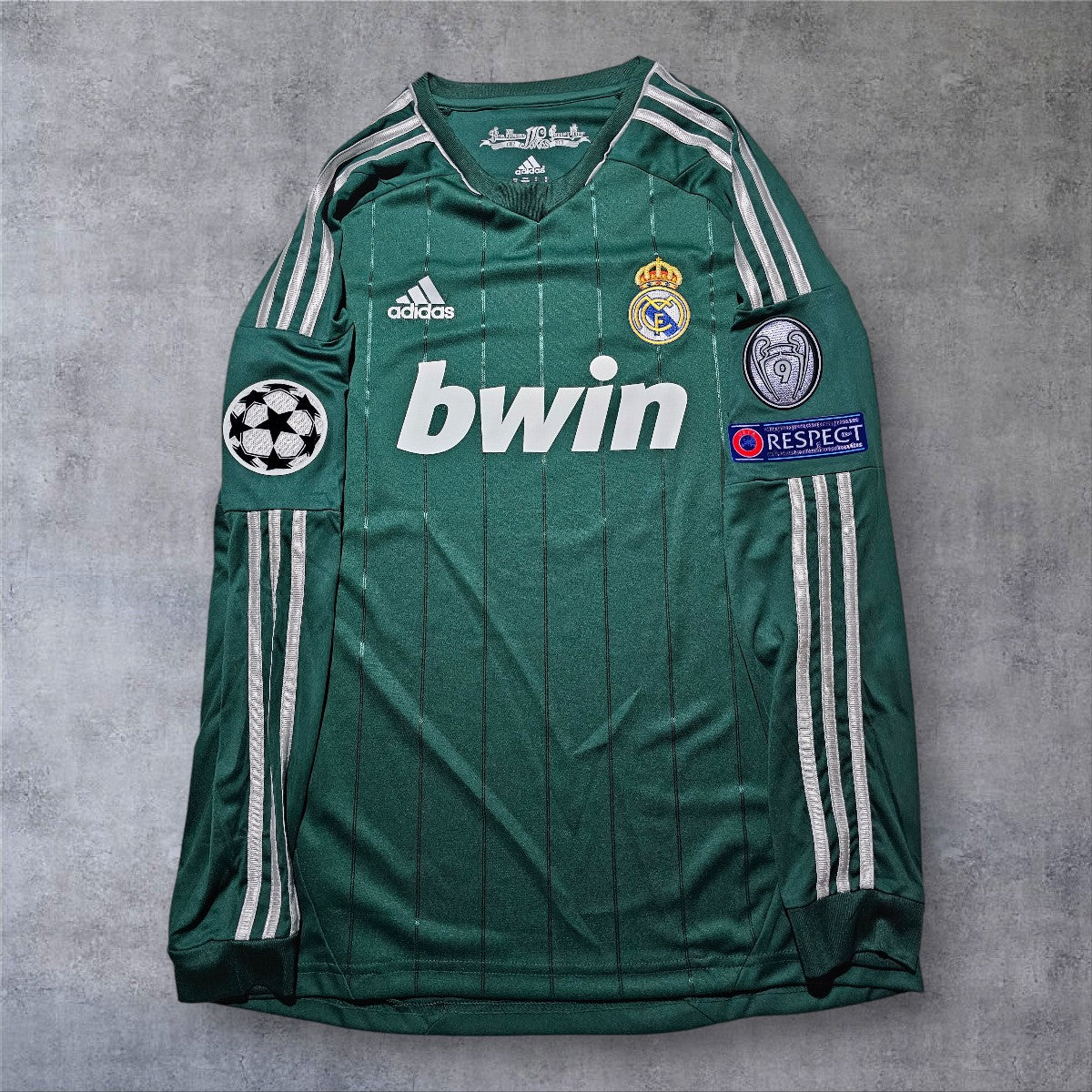 Ronaldo 7 - Real Madrid 2012/2013 Third Kit Champions League