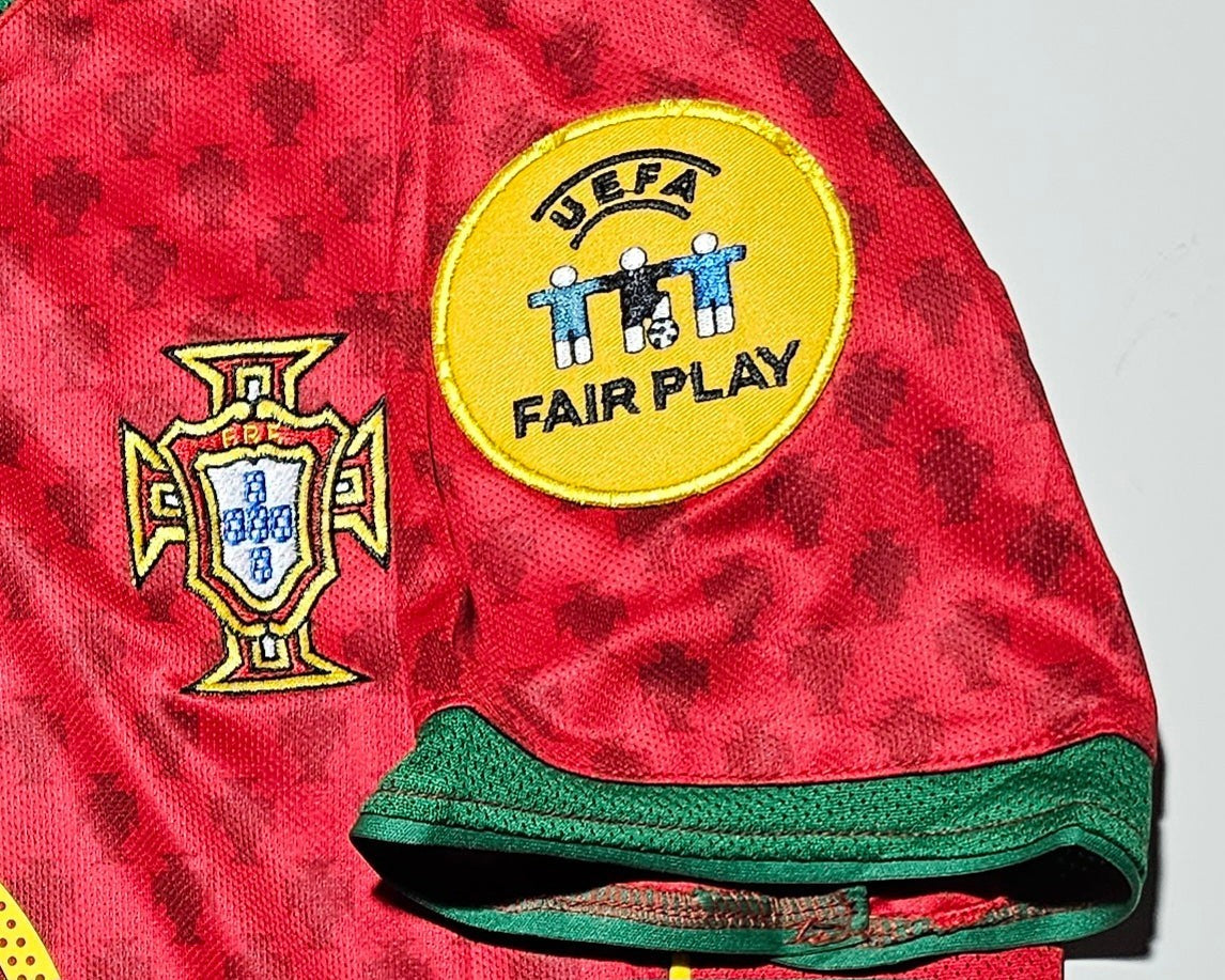 Ronaldo 17 - Portugal Home 2004 Euro