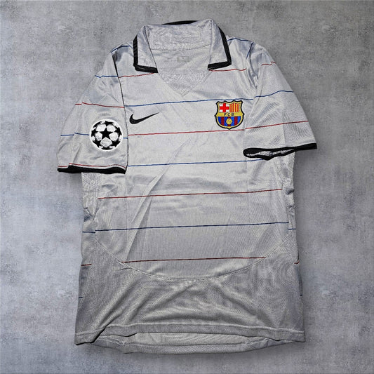 Ronaldinho 10 Barcelona 2004/2005 Away Champions League retro football shirt