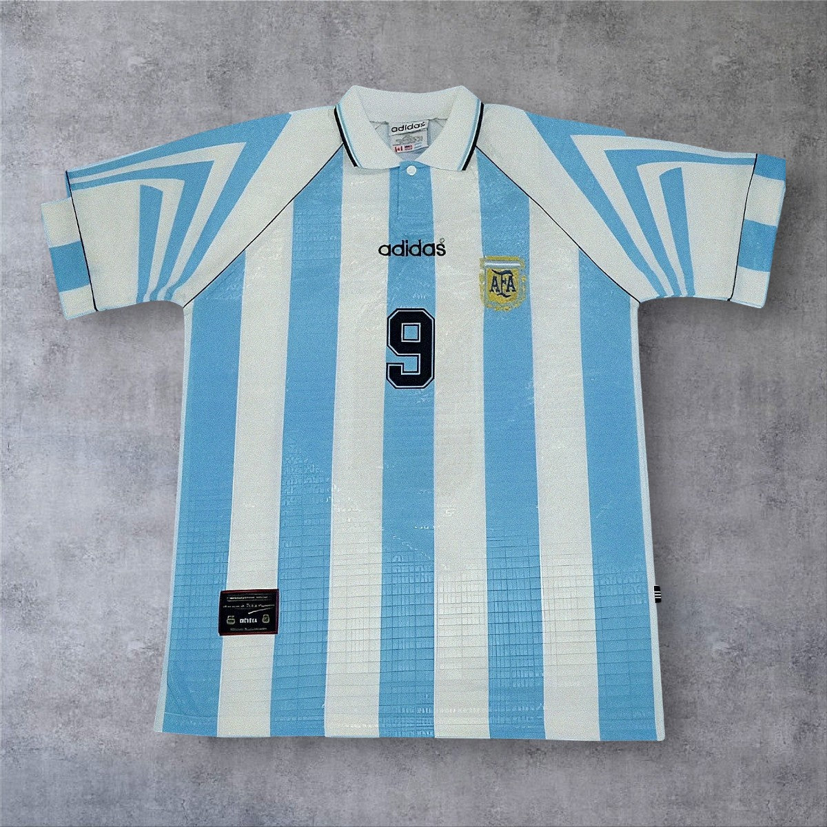 Batistuta 9 - Argentina Home 1996/97
