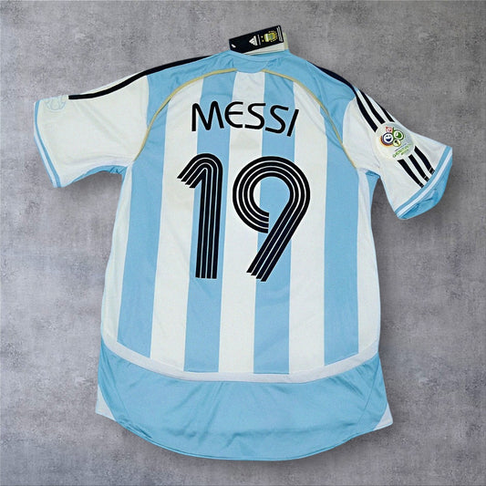 Messi 19 - Argentina Home 2006 World Cup