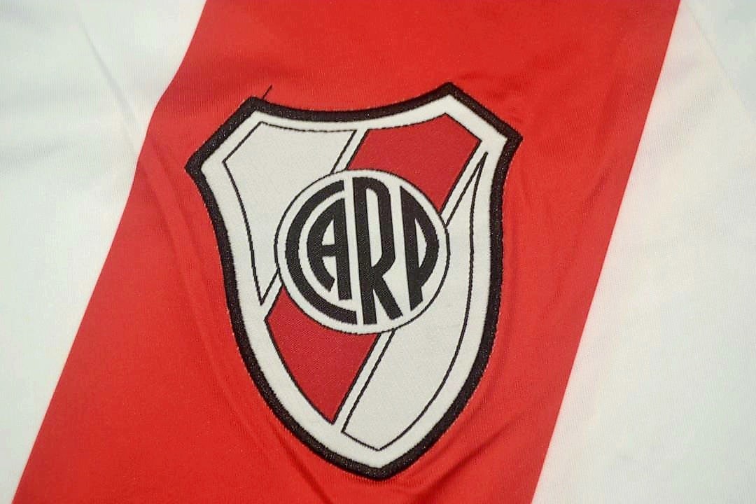 Falcao 9 - River Plate Home 2009/10