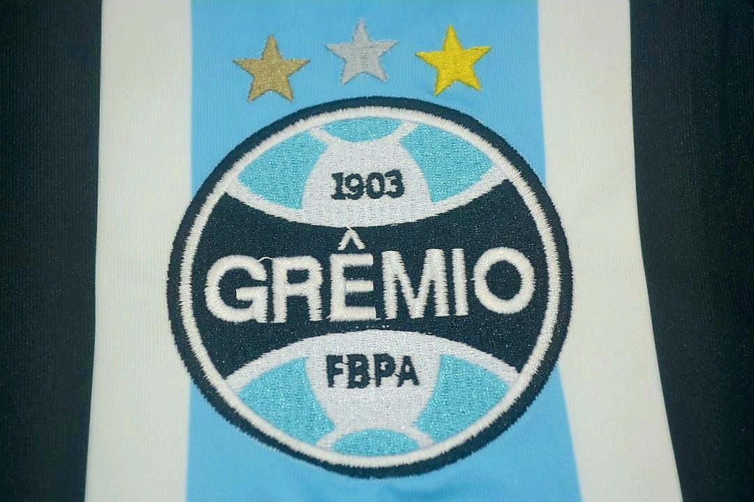 Ronaldinho 10 - Grêmio Home 1999/00