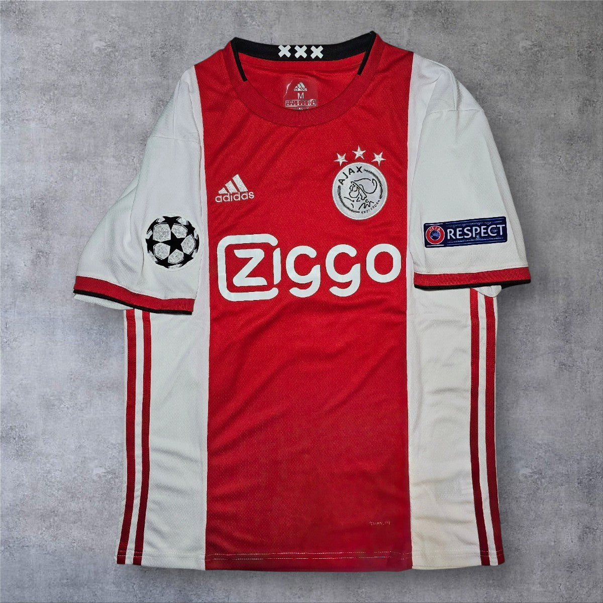 Neres 7 - Ajax Home 2019-20