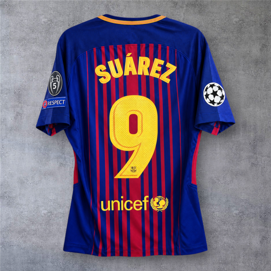 Camisola oficial A minha loja do Barcelona 2017/18, modelo casa de Suarez 9 com emblemas da Champions League