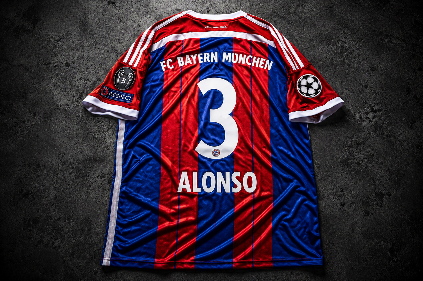 Xabi Alonso 3 - Bayern Home 2014/15 Champions League