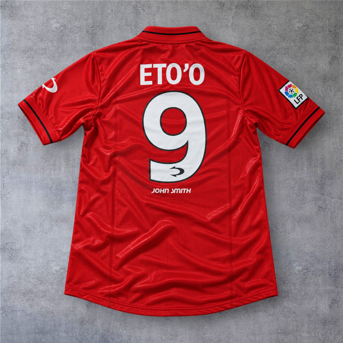 Camisola de futebol A minha loja Mallorca 2000/01 vermelha com o nome Eto'o e número 9 nas costas