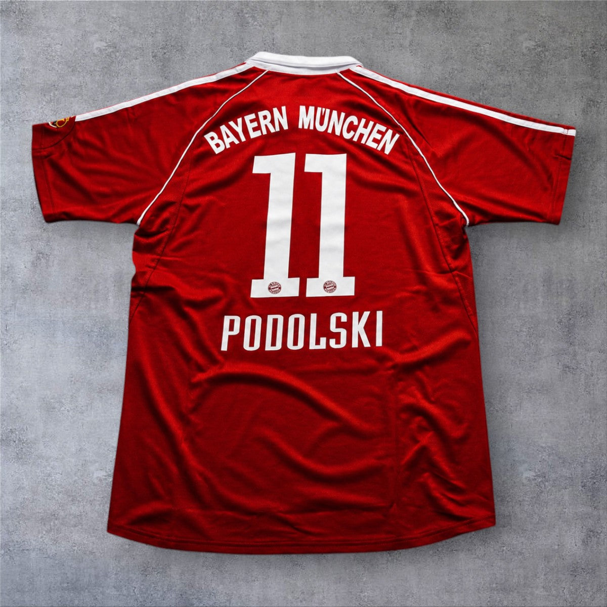 Podolski 11 Bayern Home 2006/07 retro football shirt