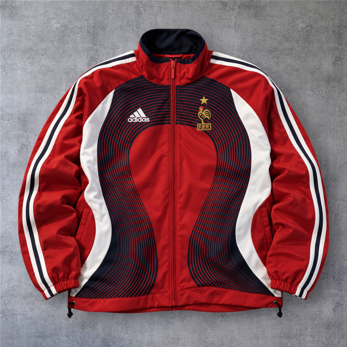 Casaco vintage da A minha loja da seleção francesa de 2006, vermelho com detalhes em azul marinho e branco.