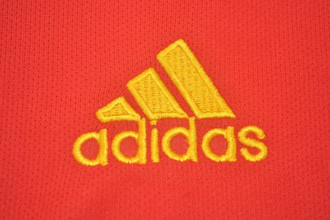 Raul 7 - Spain Home 2002 World Cup