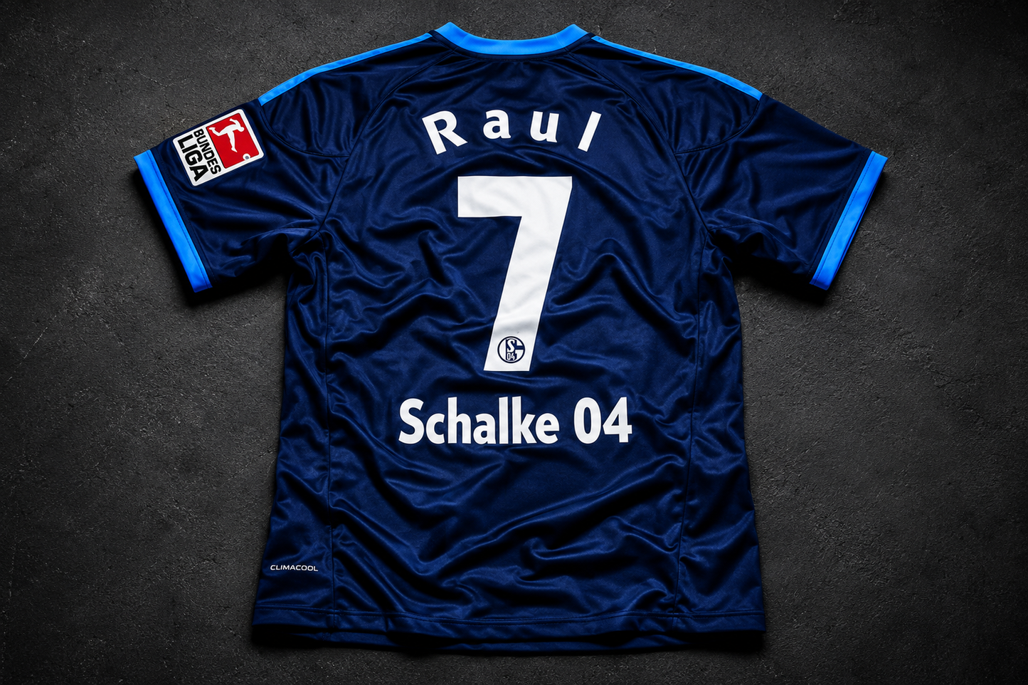 Raul 7 - Schalke Away 10/11 Bundesliga