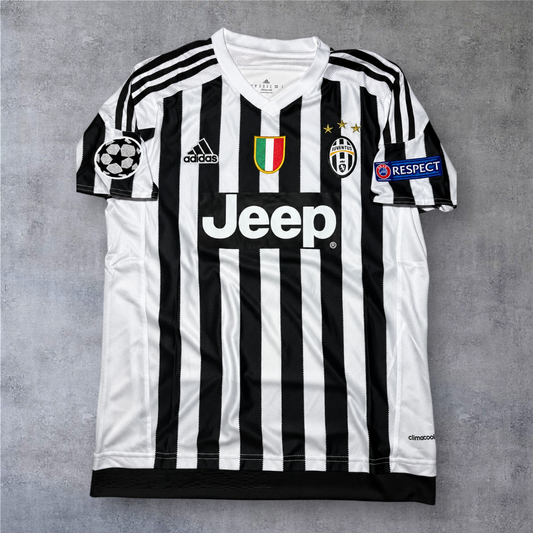 Camisola de futebol A minha loja Juventus 2015/2016 às riscas pretas e brancas com emblemas da Champions League